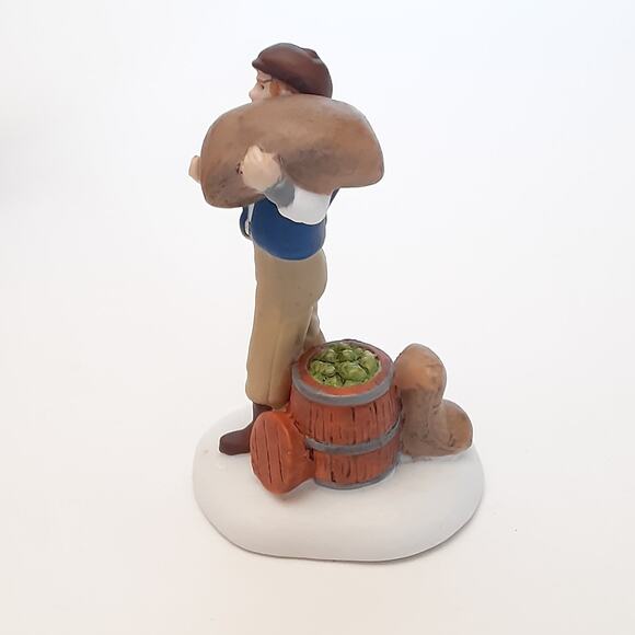 Department 56 Dickens Village Series Chiswick Brewboy Figure Christmas 2012 - Picture 5 of 10